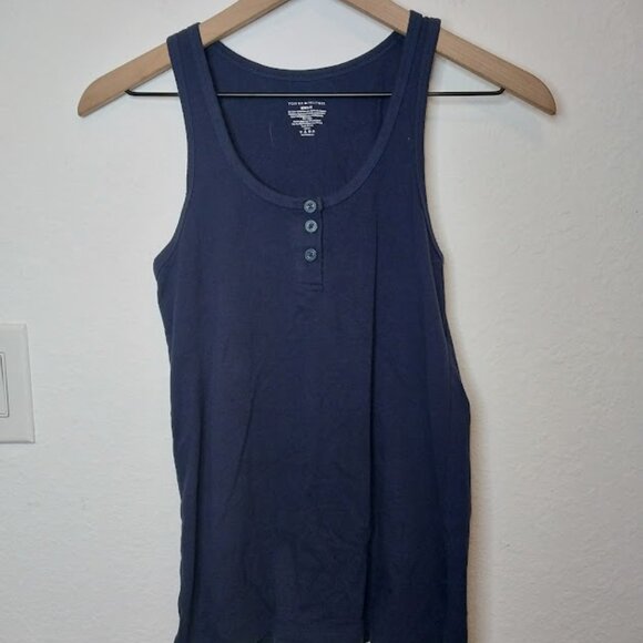 3 Tommy Hilfiger Tank Tops - Picture 10 of 12